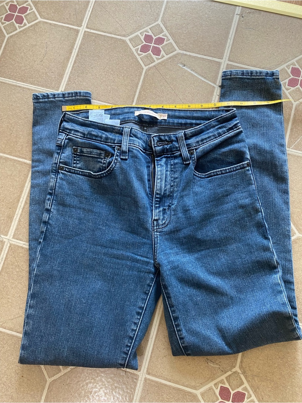 Levi's Women’s Skinny Jeans in Dark Blue Wash